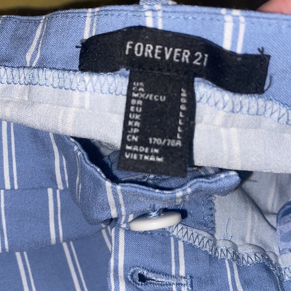 pants - Picture 2 of 3